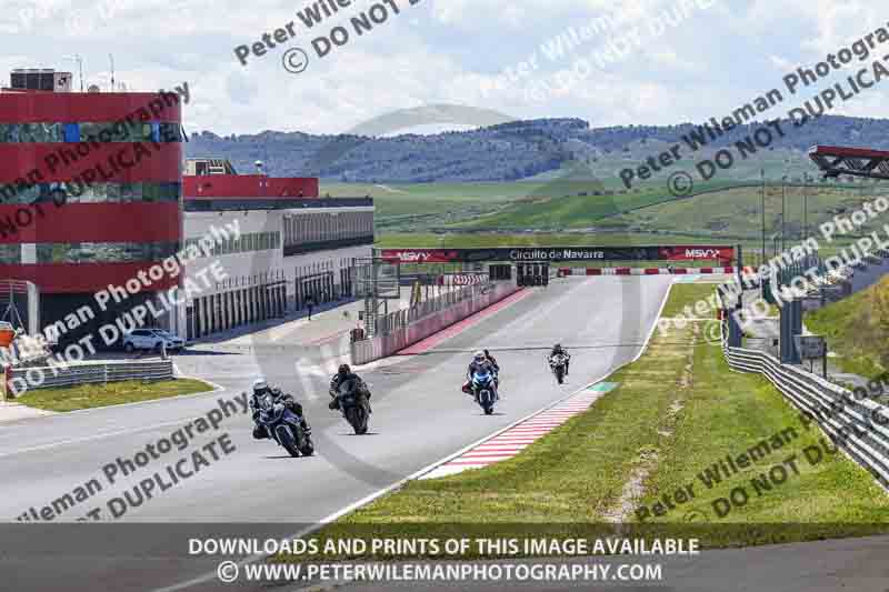 cadwell no limits trackday;cadwell park;cadwell park photographs;cadwell trackday photographs;enduro digital images;event digital images;eventdigitalimages;navarra;no limits trackdays;peter wileman photography;racing digital images;trackday digital images;trackday photos